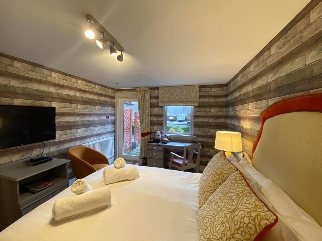Achray House Restaurant With Rooms Saint Fillans Ngoại thất bức ảnh